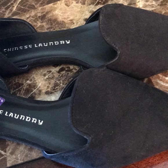 🆕 Black Suede flats. - Picture 7 of 7